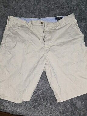 Ralph Lauren Men’s Cream Flat-Front Chino Shorts